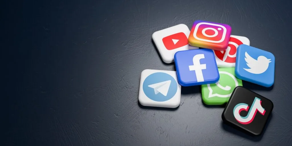Ícones de plataformas de redes sociais.